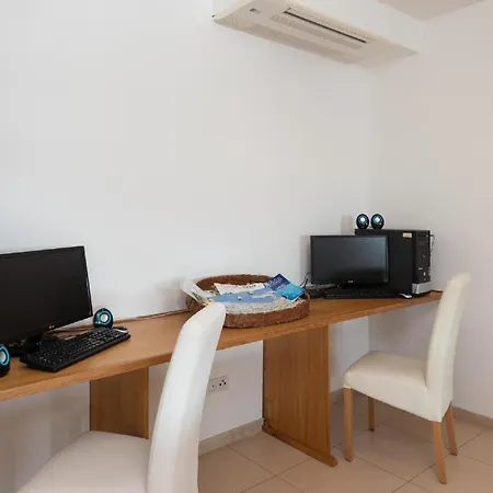 Ferienhaus Fuer 10 Personen In Blato, Dalmatien Sueddalmatien Σπίτι διακοπών *